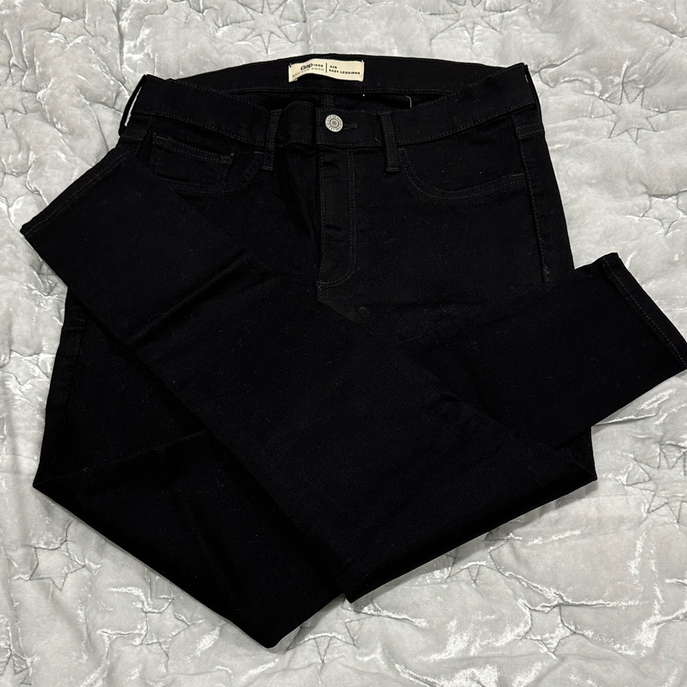 GAP Women's Jet Black Skinny Jeans